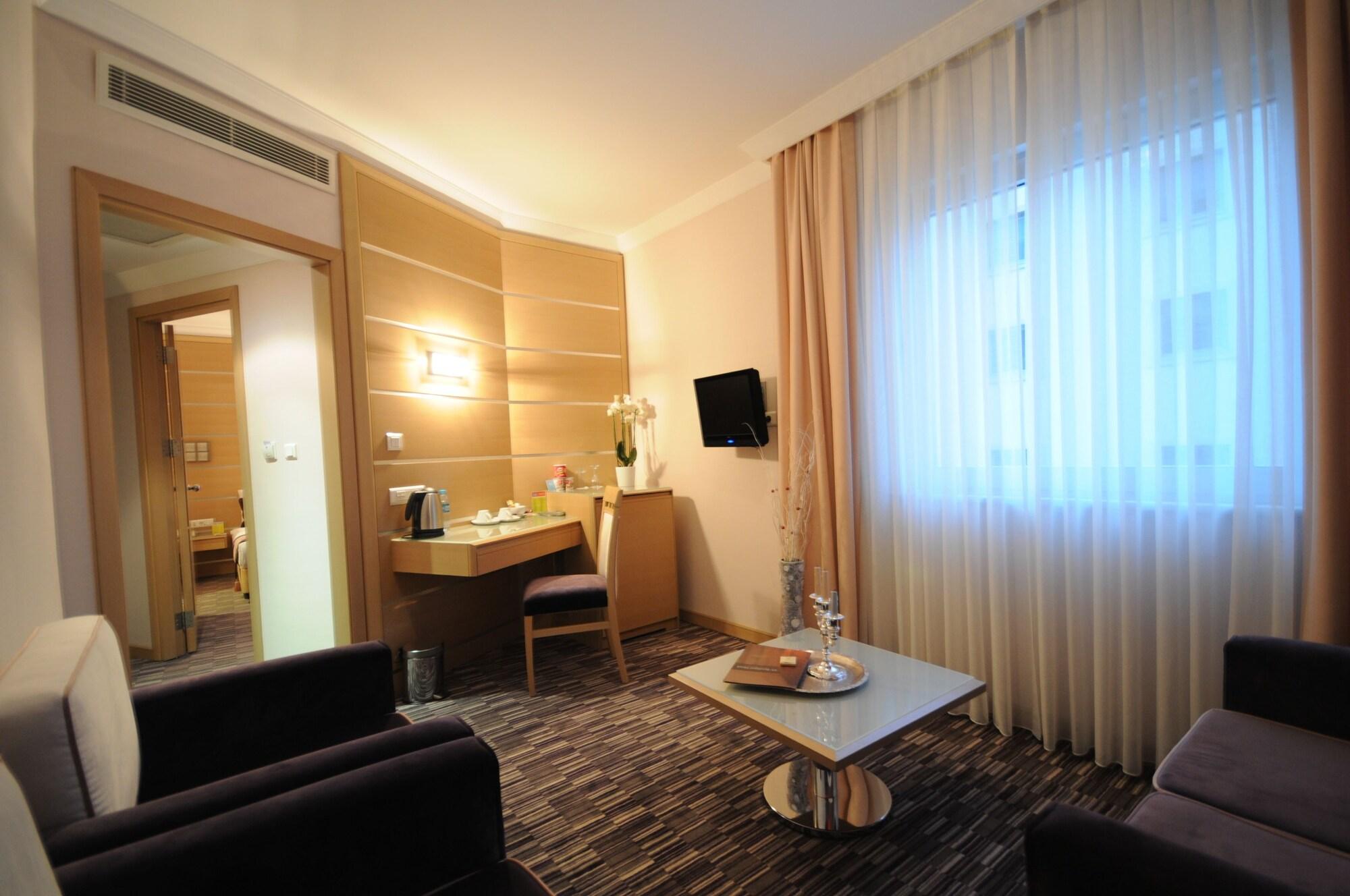 Sv Business Hotel Taksim Стамбул Екстер'єр фото